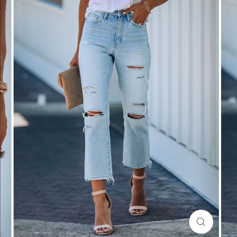 NWOT Melville High Rise Distressed Denim